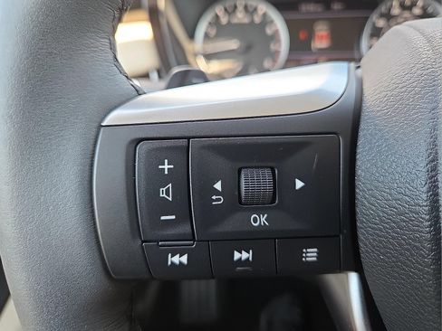 Used 2025 INFINITI QX60 Pure FWD image 19
