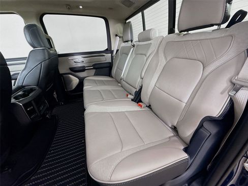 Used 2023 RAM 1500 Limited AWD/4WD image 11