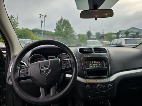 Used 2013 Dodge Journey American Value Package FWD image 11