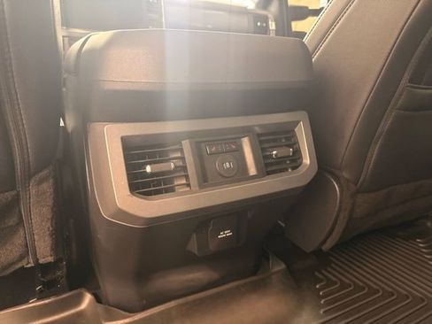 Used 2025 Ford F350 Lariat w/ Lariat Ultimate Package AWD/4WD image 21