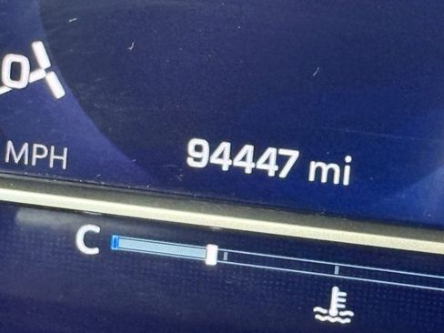 Used 2022 Chevrolet Silverado 1500 LTZ w/ Z71 Off-Road Package image 22