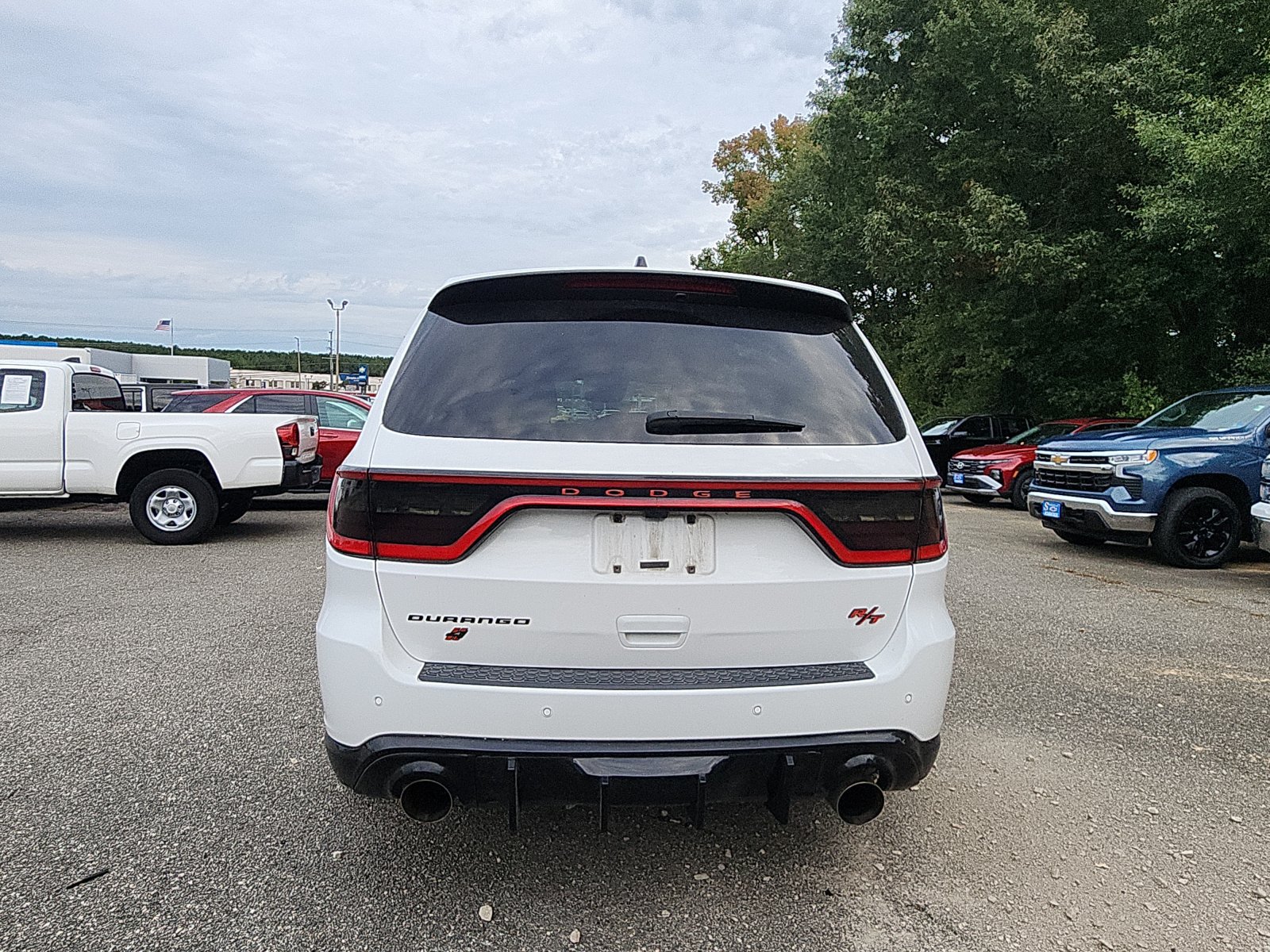 Used 2024 Dodge Durango R/T RWD image 4