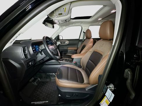 New 2025 Ford Bronco Sport Outer Banks w/ Sasquatch Outer Banks Package image 14