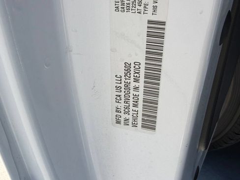 Used 2024 RAM ProMaster 2500 w/ Convenience Group FWD image 30