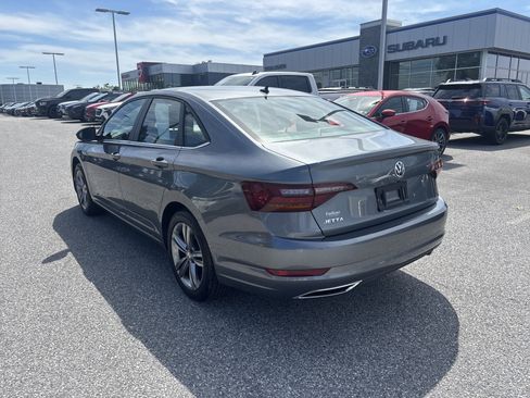Used 2019 Volkswagen Jetta R-Line FWD image 17