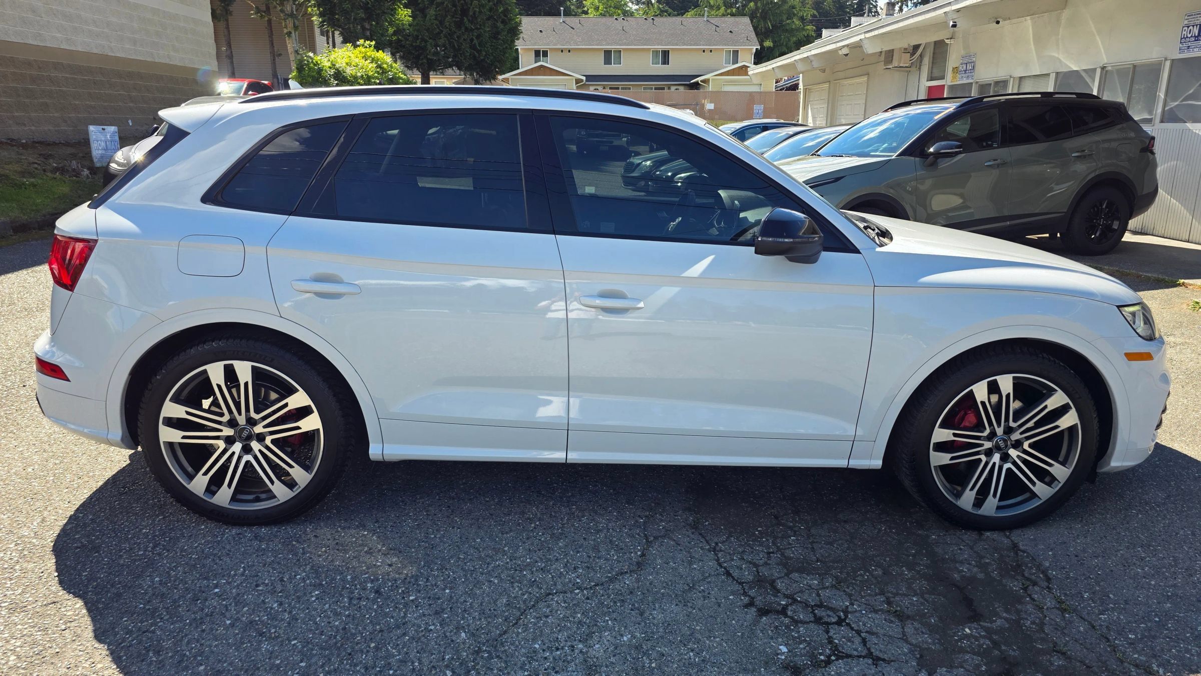 Used 2019 Audi SQ5 Premium Plus w/ Premium Plus Package AWD/4WD image 4