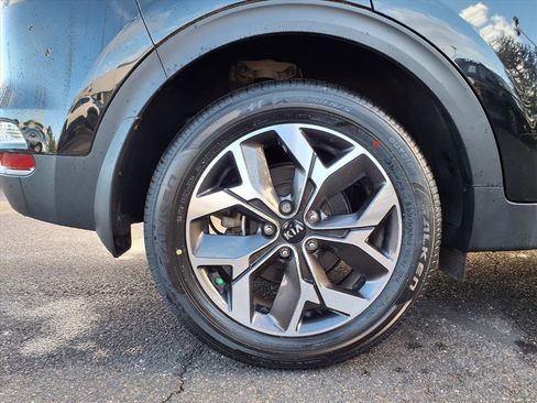 Used 2020 Kia Sportage EX image 7