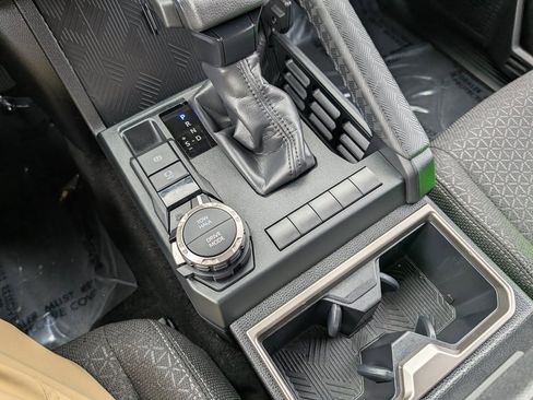 Used 2025 Toyota 4Runner SR5 image 21