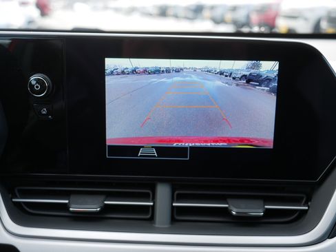 Used 2024 Chevrolet Trax LS w/ LS Convenience Package image 27