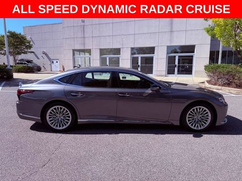 Certified 2024 Lexus LS 500 RWD image 9