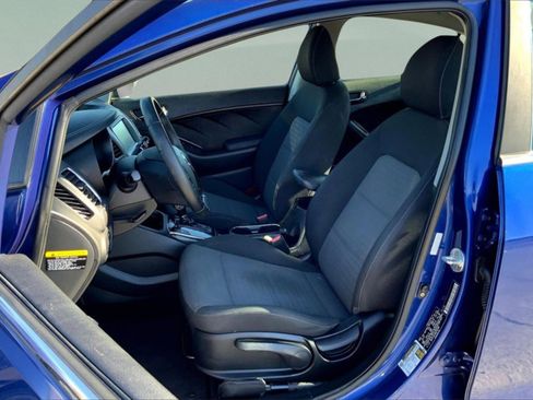 Used 2017 Kia Forte S w/ S Technology Package image 24