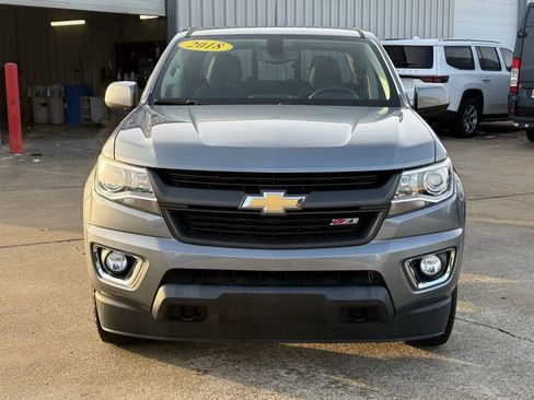 Used 2018 Chevrolet Colorado Z71 image 2