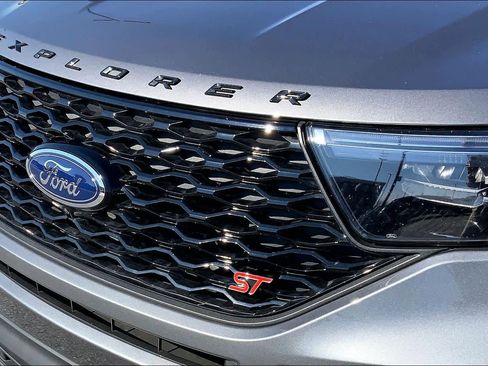 Certified 2023 Ford Explorer ST w/ Equipment Group 401A image 28