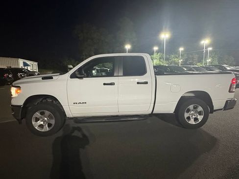 Used 2023 RAM 1500 Big Horn AWD/4WD image 2