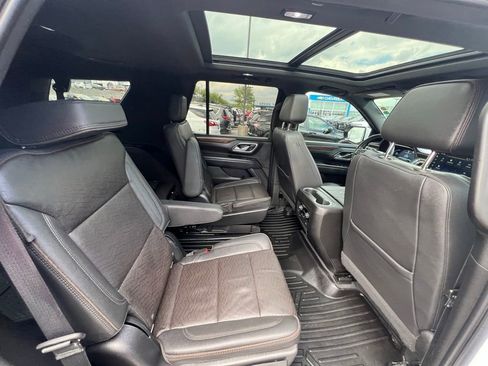 Used 2022 Chevrolet Tahoe High Country AWD/4WD image 32
