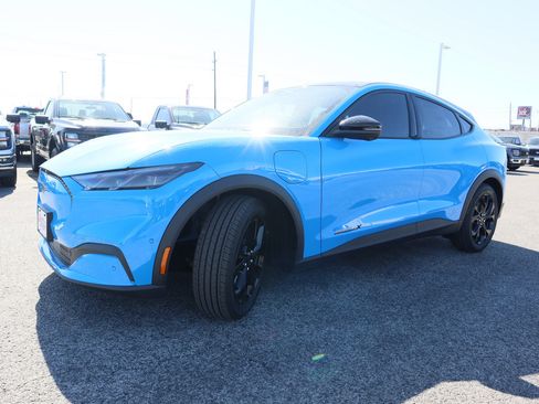 New 2024 Ford Mustang Mach-E Select w/ Comfort Package Lite image 9