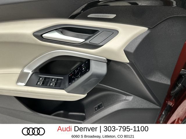Used 2025 Audi Q5 Premium Plus w/ Premium Plus AWD/4WD image 13