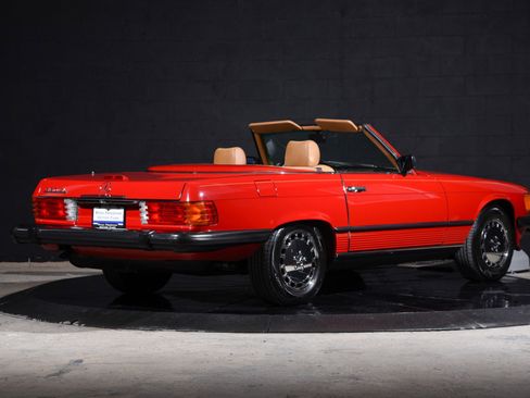 Used 1988 Mercedes-Benz 560 SL 560 SL image 24