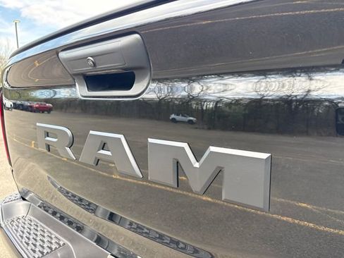 New 2026 RAM 1500 Express AWD/4WD image 7