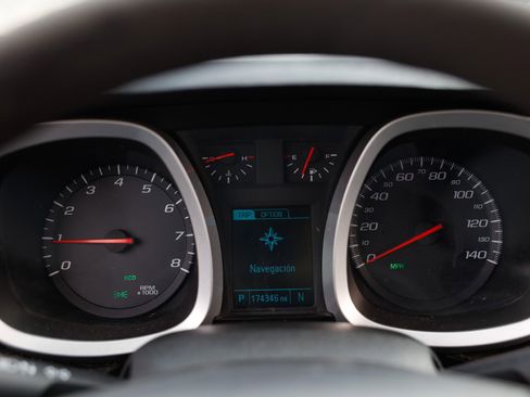 Used 2013 Chevrolet Equinox LS image 27