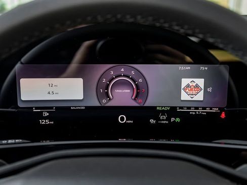New 2026 Audi Q3 quattro 2.0T AWD/4WD image 17
