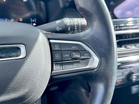 Used 2022 Jeep Compass Trailhawk w/ Trailhawk Elite Group image 17