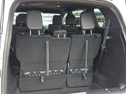 New 2026 Chrysler Pacifica Select image 9