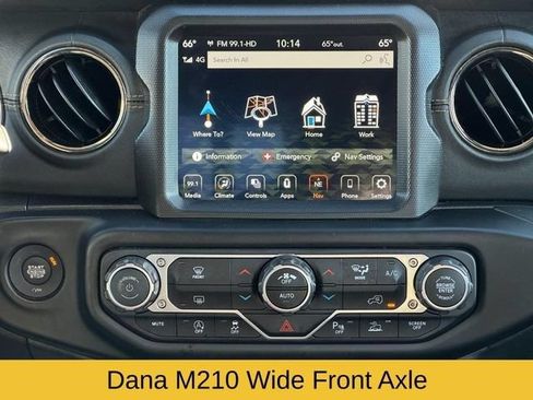 Used 2023 Jeep Gladiator Overland AWD/4WD image 20