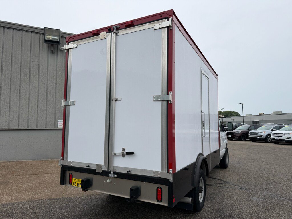 Used 2024 Ford E-350 and Econoline 350 Super Duty w/ Power Windows & Locks Group RWD image 5
