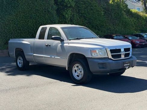 Used 2008 Dodge Dakota ST RWD image 4