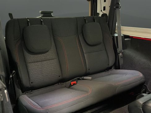 Used 2021 Jeep Wrangler Rubicon AWD/4WD image 24