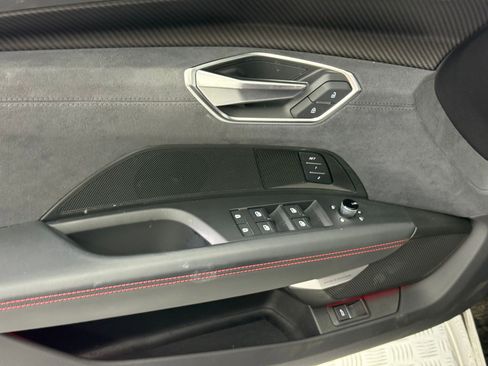 Used 2023 Audi RS e-tron GT image 14