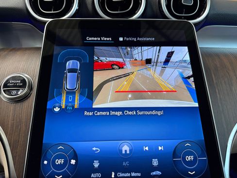 Certified 2026 Mercedes-Benz GLC 300 4MATIC image 29