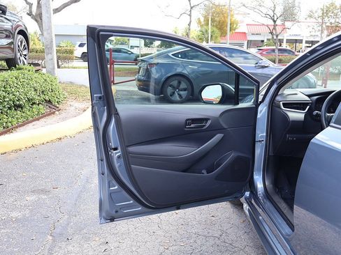 Used 2024 Toyota Corolla LE image 19