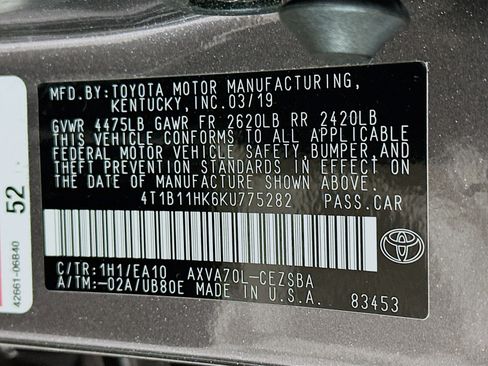 Used 2019 Toyota Camry SE w/ Convenience Package image 12