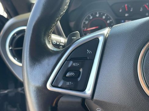 Used 2019 Chevrolet Camaro LT RWD image 29