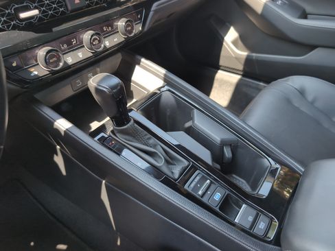 Used 2023 Honda Accord Sport image 25