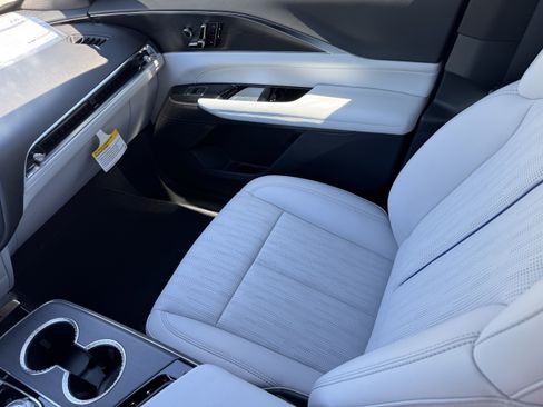 New 2026 Cadillac Lyriq Sport image 17