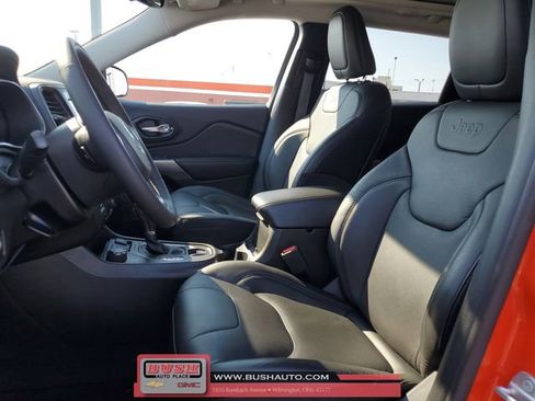 Used 2021 Jeep Cherokee Latitude Lux w/ Sun & Sound Group image 17