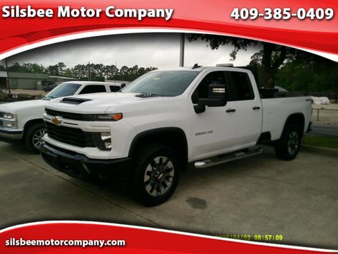 Used 2024 Chevrolet Silverado 2500 Custom w/ Custom Value Package AWD/4WD image 1