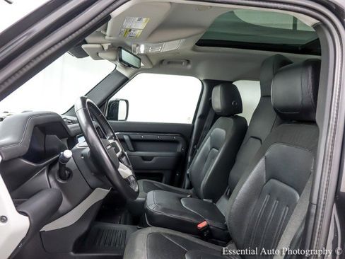 Used 2021 Land Rover Defender 110 SE image 11