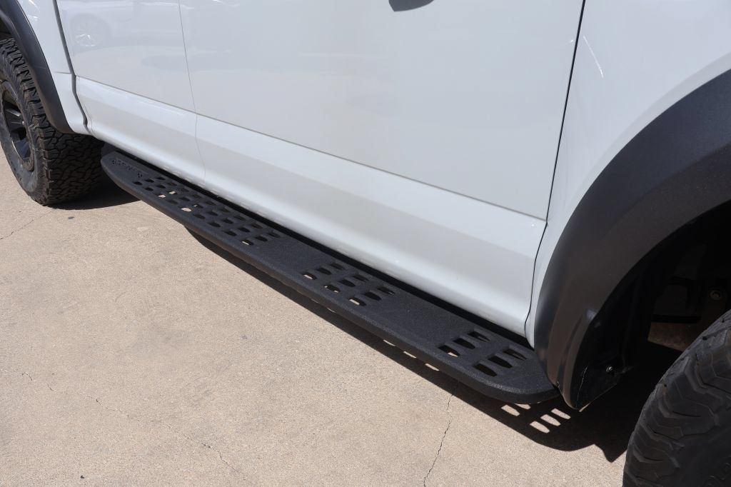Used 2017 Ford F150 Raptor w/ Equipment Group 802A Luxury AWD/4WD image 10