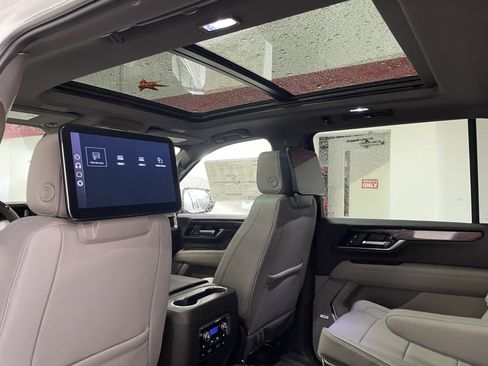 New 2026 GMC Yukon XL Elevation w/ Elevation Premium Package image 14