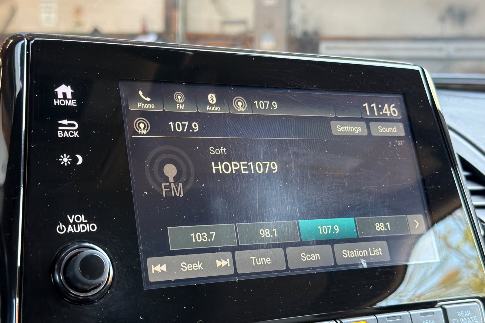 Used 2018 Honda Odyssey EX-L image 19