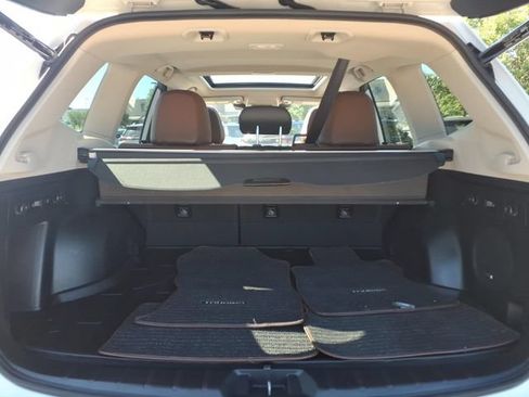 Used 2023 Subaru Forester Touring AWD/4WD image 8