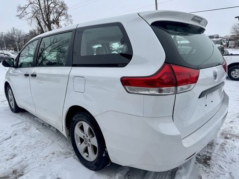 Used 2013 Toyota Sienna L image 5