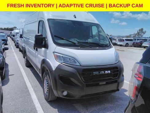 Used 2025 RAM ProMaster 2500 w/ Convenience Group FWD image 1