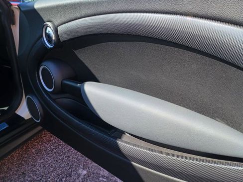 Used 2011 MINI Cooper S image 23