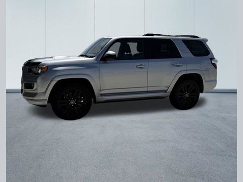 Used 2022 Toyota 4Runner TRD Sport AWD/4WD image 1