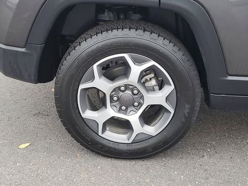 Used 2022 Jeep Compass Trailhawk w/ Trailhawk Convenience Group image 6